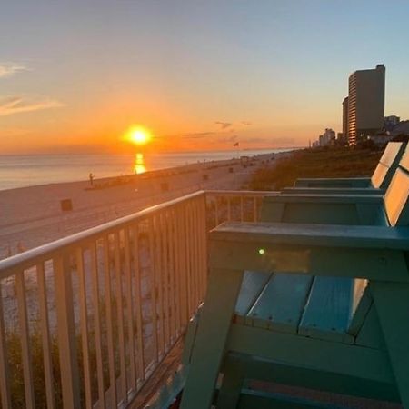 Couples Getaway, Honeymoon Sweet, Perfectly Cozy Beach Front Condo With Kitchen, Pool, Free Parking,Check-In At Door Panama City Beach Exterior photo