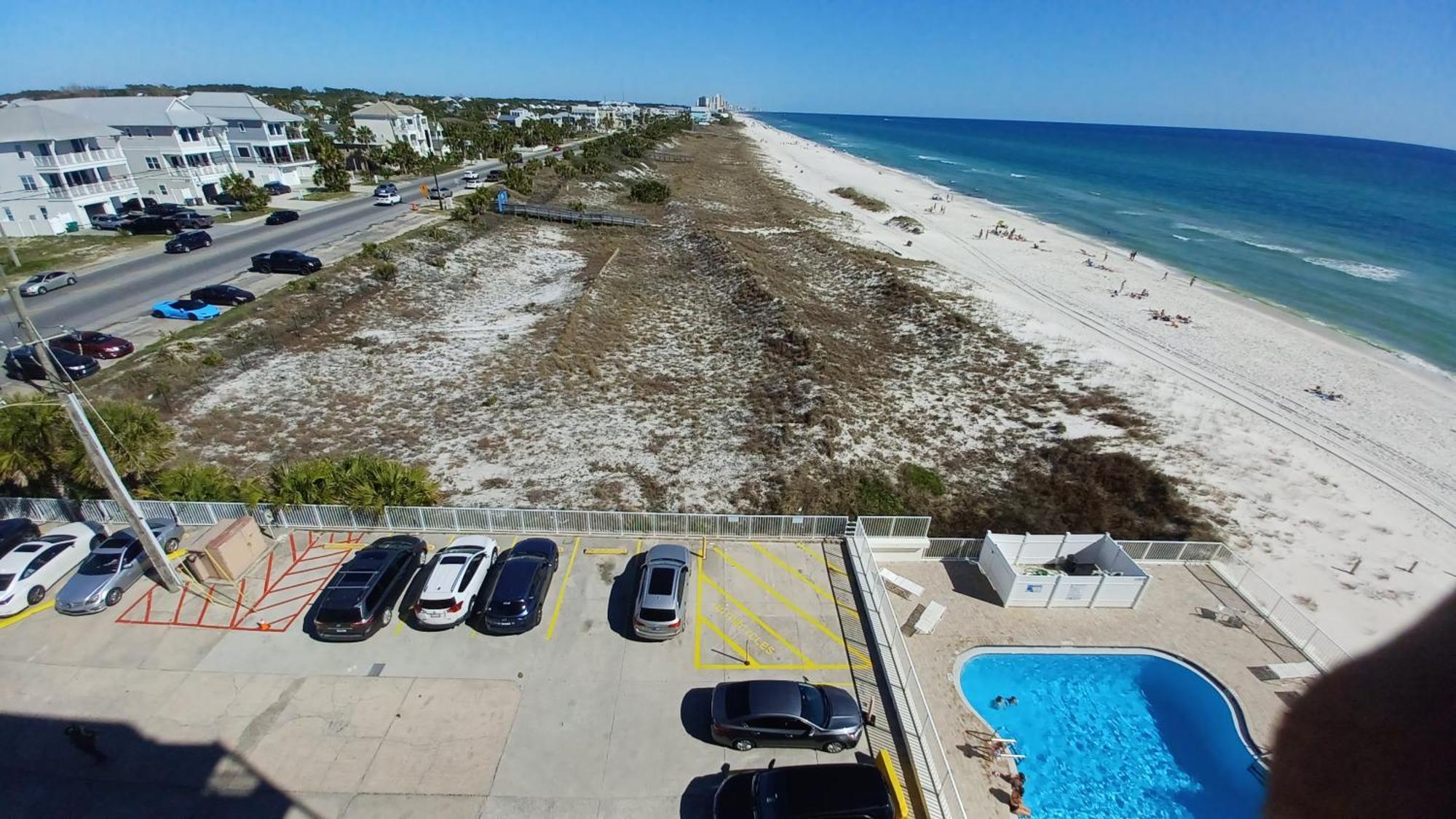 Couples Getaway, Honeymoon Sweet, Perfectly Cozy Beach Front Condo With Kitchen, Pool, Free Parking,Check-In At Door Panama City Beach Exterior photo